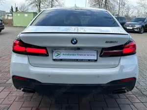 BMW 530 i M Sport*LIVE-COCKPIT*R-CAM*LEDER*LED* Bild 4