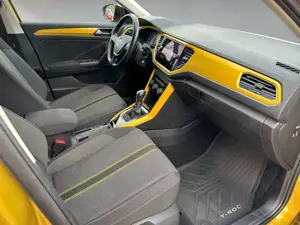 Volkswagen T-Roc 1.5 TSI ACT OPF DSG Style Allwetter Navi 2ZKlima Bild 4