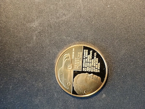 Gedenkprägung Bundespräsident Walter Scheel. CU Ni mit 24 Karat Gold-Auflage, Polierte Platte, Durch Bild 2