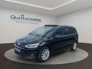 Volkswagen Touran 1.5 TSI Highline / Allwetterreifen /AHK Pano / ...