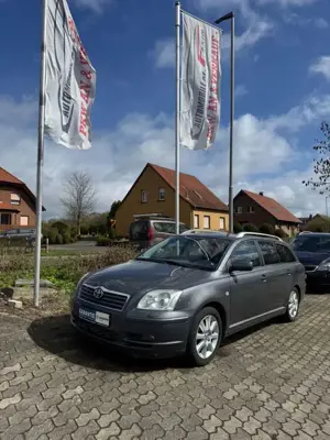 Toyota Avensis Kombi 1.8 Executive 1Vorbesitzer Tüv Neu