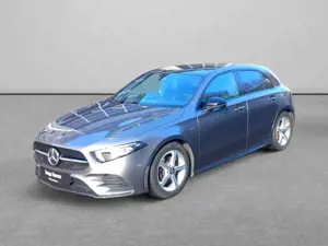 Mercedes-Benz A 200 Kompaktlimousine AMG Line*Night Paket*LED