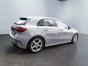 Mercedes-Benz A 180 d Kompaktlimousine AMG NIGHT DISTR KAMERA Bild 5