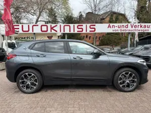 BMW X2 sDrive 18i Aut*HuD*LED*NAVI*SHZ*PDC*KAM*AHK*