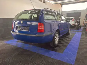 Skoda Octavia Combi Tour TÜV NEU ( 1 Hand ) Bild 4