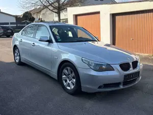 BMW 525 5er Diesel 525d*TÜVNEU*Xenon*Navi*Schiebedach*