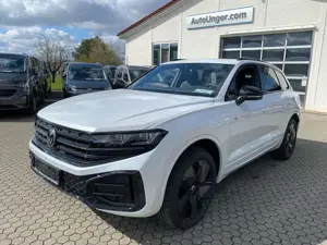 Volkswagen Touareg 3.0 4Motion R-Line Luftfederung Standhzg