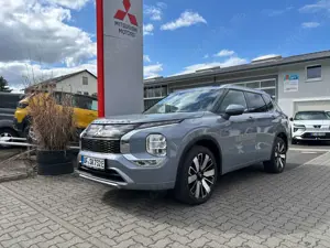 Mitsubishi Outlander 2.4 4WD "  BLACK FRIDAY-AKTION 50:50 DEAL "