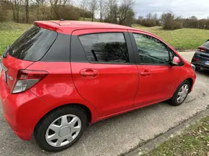Toyota Yaris Bild 2