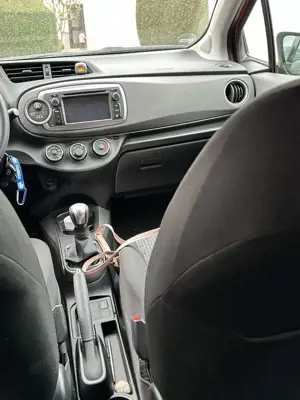 Toyota Yaris Bild 4