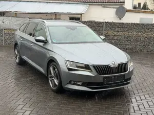 Skoda Superb 1.8TSI*TÜVSERVICE NEU*GARANTIE*