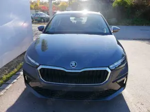 Skoda Scala Selection 1.5 TSI DSG*LED*PDC-HI*TEMPOMAT*SMARTLIN Bild 4