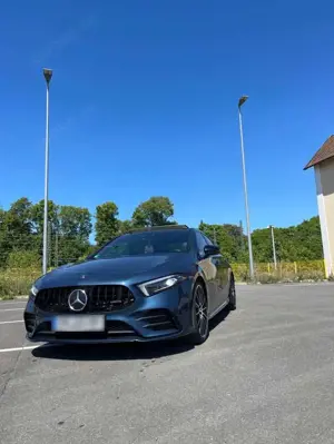 Mercedes-Benz A 35 AMG 4Matic Speedshift DCT 7G