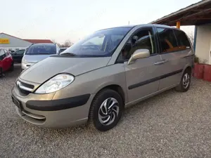 Citroen C8