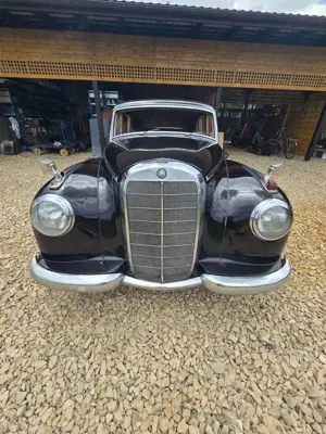 Mercedes-Benz 300 Typ 300 Adenauer