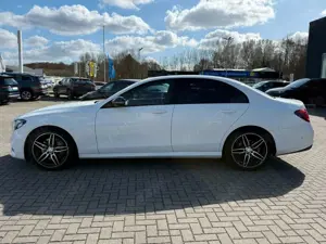 Mercedes-Benz E 200 E200 Lim. 9G-TRONIC"AMG-Line"AHK*AMBIENTE*KAMERA Bild 5