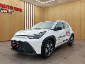 Toyota Aygo X Hybrid Active SHZ + Allwetterreifen