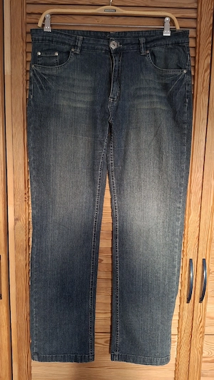 Jeans Gr. 42