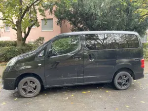 Nissan Evalia