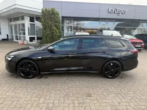 Opel Insignia B Sports Tourer Ultimate mit AHK Bild 2