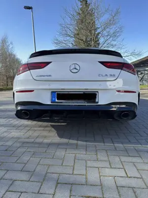 Mercedes-Benz CLA 35 AMG 4Matic Speedshift 7G-DCT *AERO*PANO Bild 2
