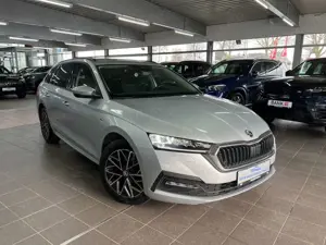 Skoda Octavia 2.0 TDI Combi Clever AHK+REISE+COLUMBUS