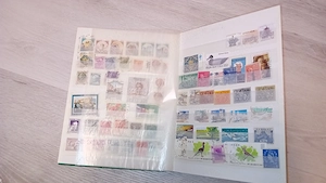 Briefmarkenalbum  Bild 9