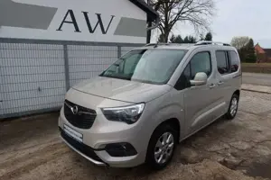 Opel Combo Life 96KW. Kamera.5-Sitze.Schekcheft.