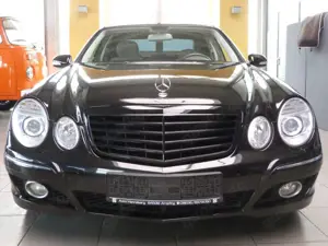 Mercedes-Benz E 230 E 230 (211.052)