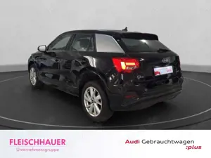 Audi Q2 35 TFSI S line Navi+LED+Leder+Kamera+App+Optik Sch Bild 4