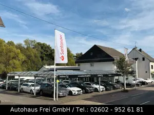 Mercedes-Benz E 220 d T AVANTGARDE 1-HAND*WIDESCREEN*LED*AMBIE Bild 5
