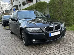BMW 320 320d DPF Touring Aut. Edition Fleet
