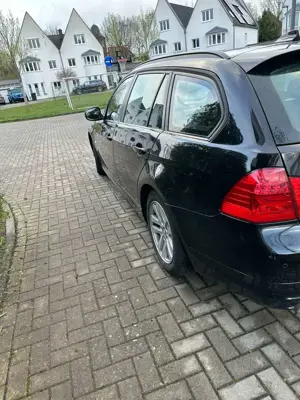 BMW 320 320d DPF Touring Aut. Edition Fleet Bild 3