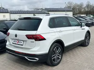 Volkswagen Tiguan Elegance 4M LEDER*HUD*DCC*AHK*MATRIX*360° Bild 3