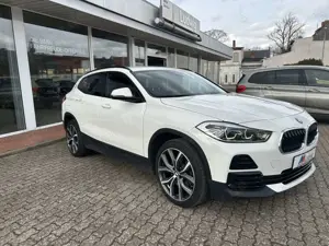 BMW X2 xDrive20d Head-Up HiFi DAB LED WLAN Shz PDC Bild 3