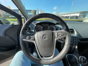 Opel Meriva Bild 3
