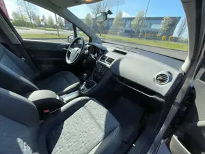 Opel Meriva Bild 4