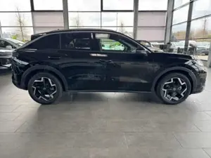 Volkswagen T-Roc 1.5 eTSI Neues Modell R-Line Navi IQ-Light Kamera Bild 4