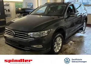 Volkswagen Passat Variant Business 2.0 TDI DSG / AHK, LED