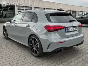 Mercedes-Benz A 180 AMG MBUX+RüKam+M-LED+AHK+Night+Distronic Bild 4