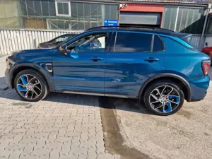 Lynk  Co 01 1.5 TD PHEV 192 kW ,Pano-Schiebe,Kamera 360