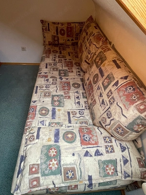 Verschiedene Gläser und Tassen zu verkaufen