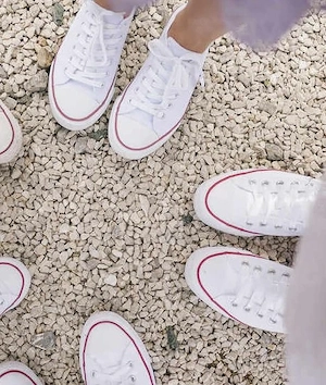 Ehepaar haushalt sucht Mitspeiler innen