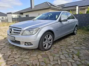 Mercedes-Benz 220 Avantgarde