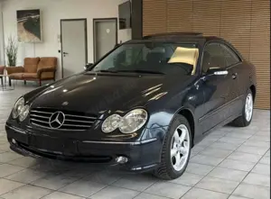 Mercedes-Benz CLK 200 Coupe Kompressor Avantgarde
