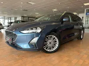 Ford Focus Turnier Titanium Matrix Navi E.Heckklappe