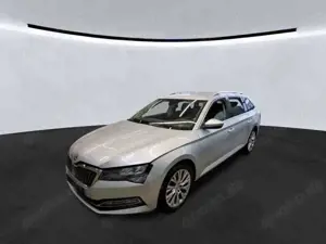 Skoda Superb Combi Style 2.0TDI DSG Navi AHK SHZ ACC