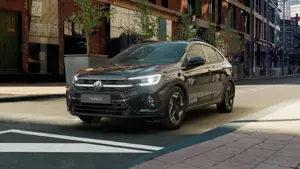 Volkswagen Taigo 1.5 TSI DSG R line Matrix ACC App Connect