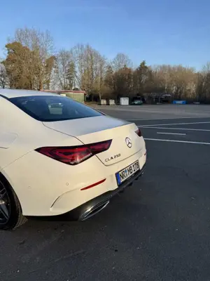 Mercedes-Benz CLA 250 7G-DCT AMG Line MB-100 Garantie Bild 5