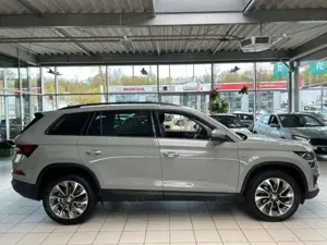 Skoda Kodiaq Clever 2.0 TDI DSG 4x4 AHK Navi Kamera Bild 5